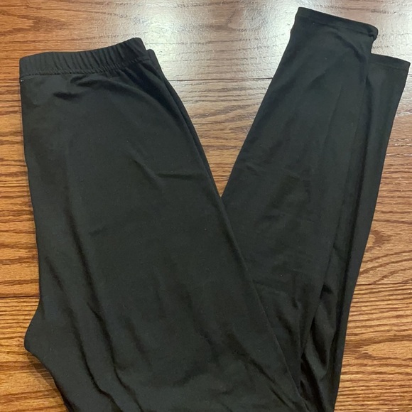 ONE SIZE BLACK SOFT STRETCH LEGGINGS BLACK - Picture 5 of 5